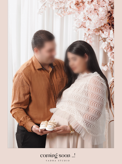 ژست عکاسی بارداری در آتلیه عکس و تصویر یادها
